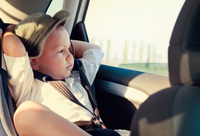 Barn i bil. FOTO: Shutterstock