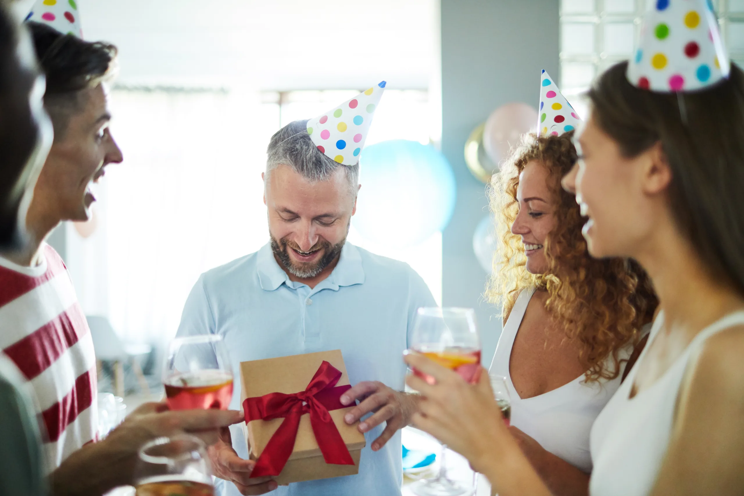 Hva er de beste gavene til småbarnsforeldre? FOTO: Envato