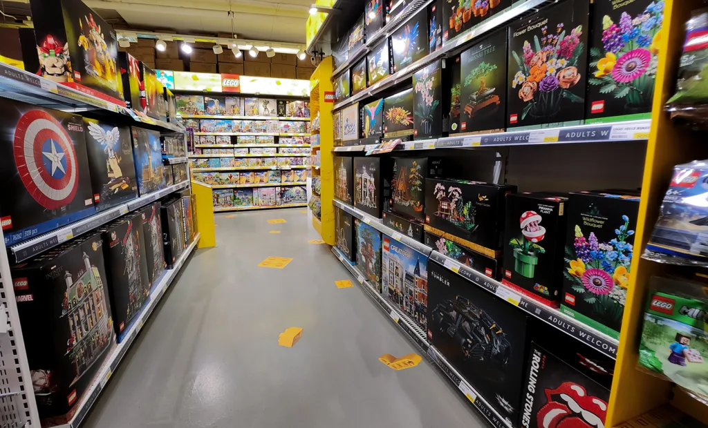 Vi drømmer alle om en butikk med bra utvalg av LEGO til både voksen og barn. Her fra Thomas Leker i Bærum.