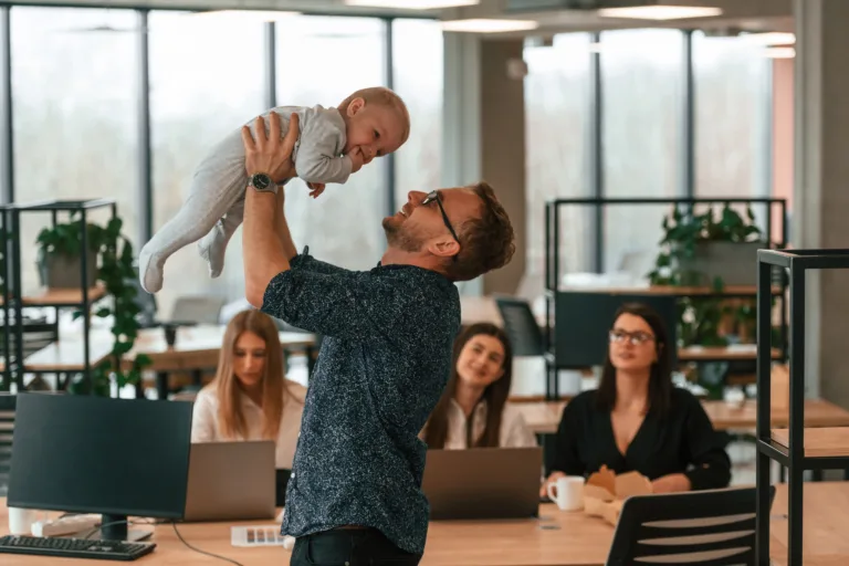 Ta med babyen på jobben når du ikke kan gi bort pappaperm