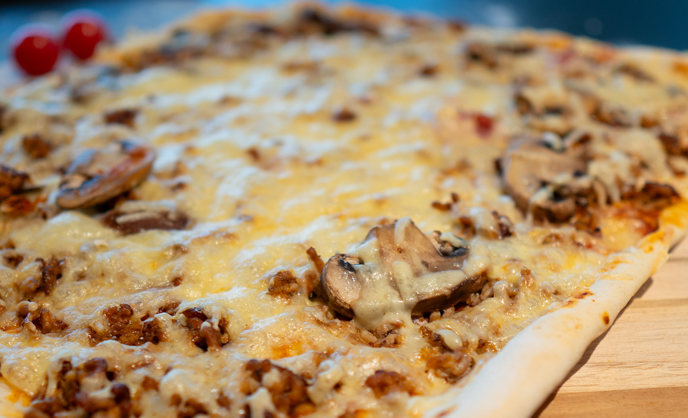 Ekte hjemmelaget pizza. I hvert fall nesten